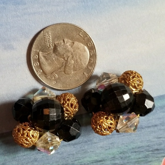 Vintage black bead cluster earrings clip back gold clipon - Picture 5 of 7